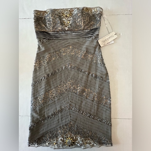 SUE WONG NOCTURNE STRAPLESS BEADED DRESS. SIZE 8.  PLATNIUM GOLD - Picture 1 of 14